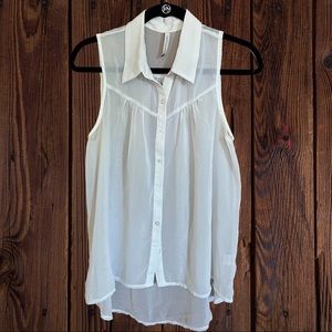 Paper Crane Sleeveless High Low Button-Up Blouse, Sheer White | Size: L